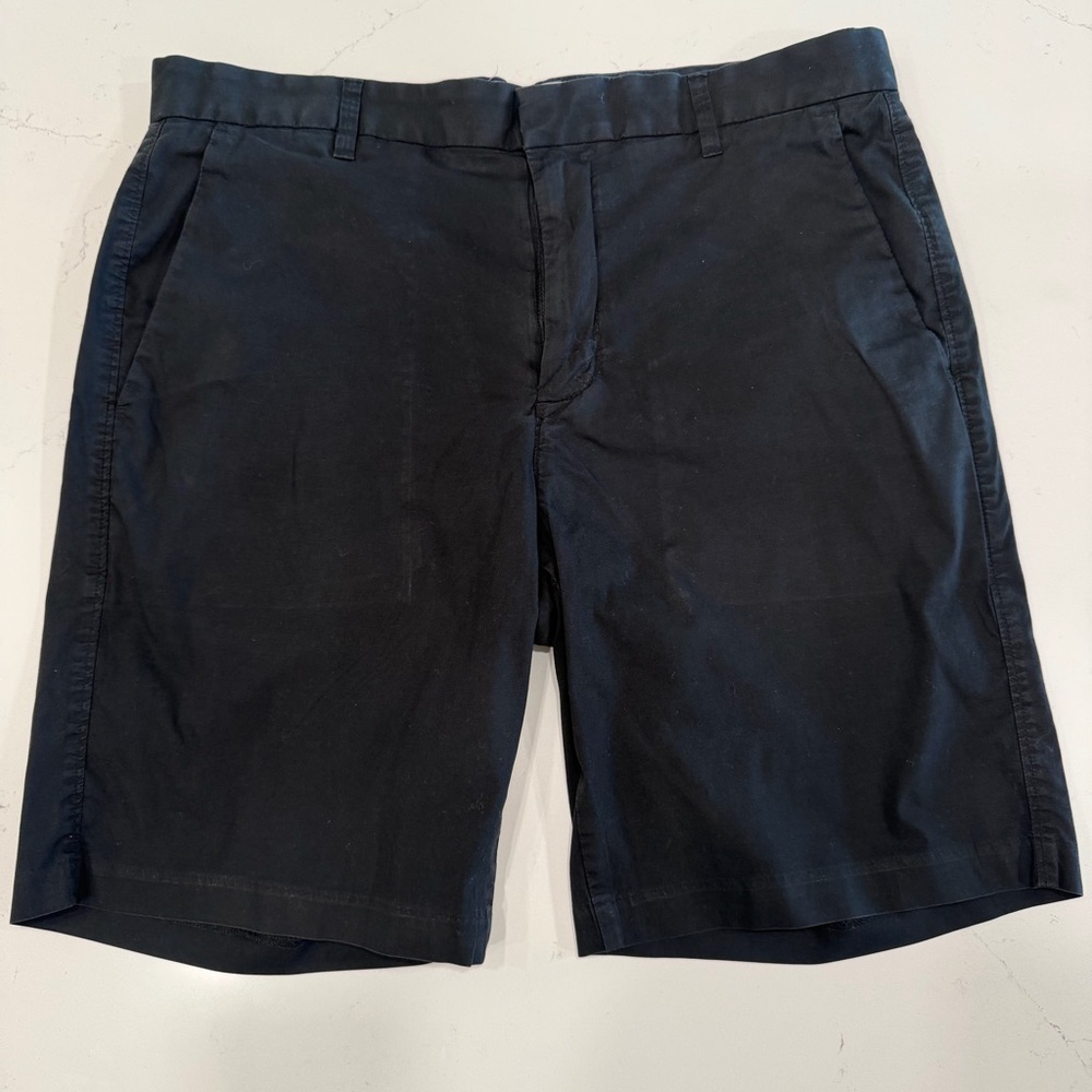 Everlane Men's Dark Navy Flat Front Shorts - 33